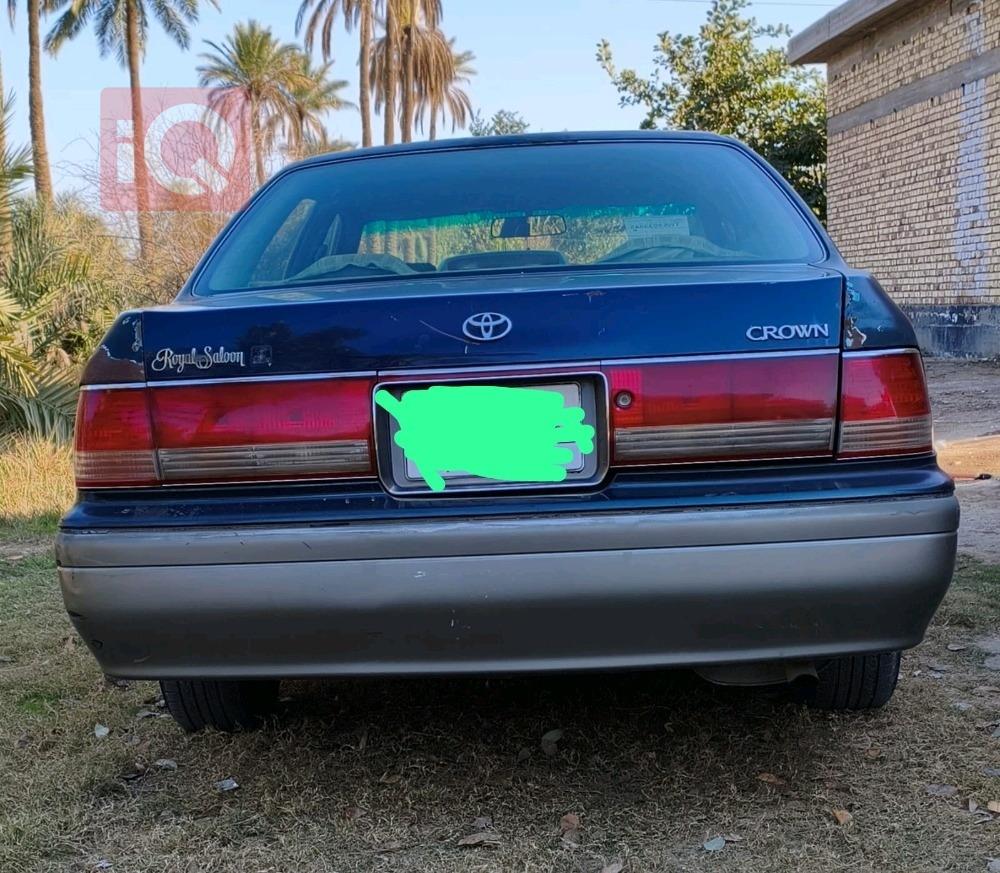 تۆیۆتا کراون